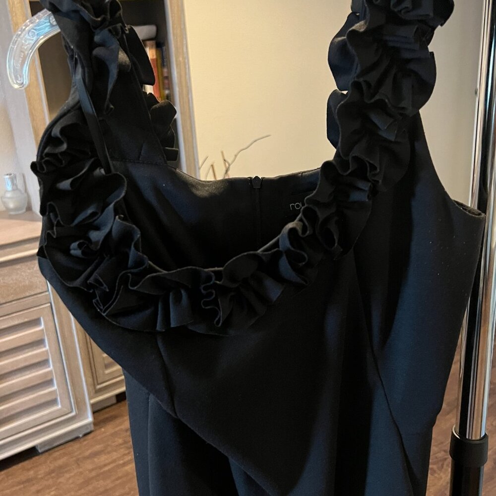 BLACK DRESS SIZE 8 - Picture 3 of 5